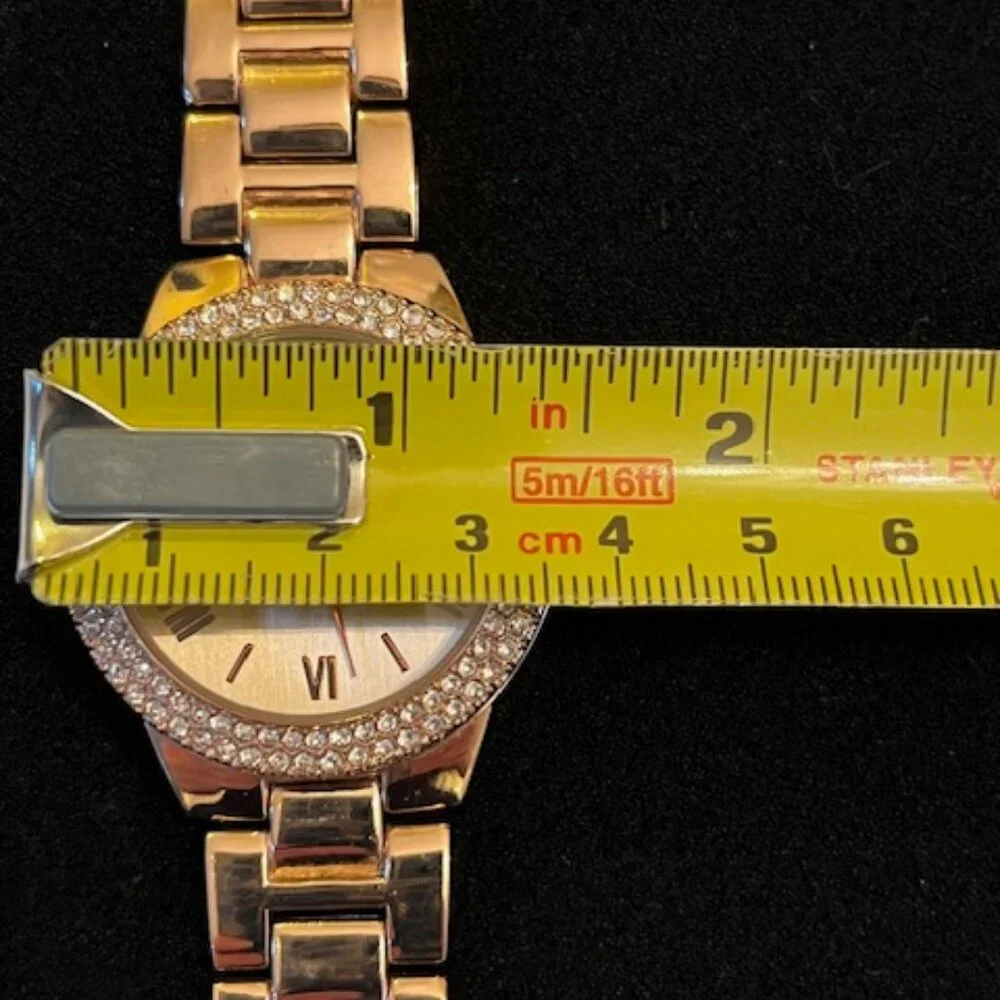 FLEUR DE LIS | Rose Gold-tone finish Large dial Crystal-set bezel-NEW Battery